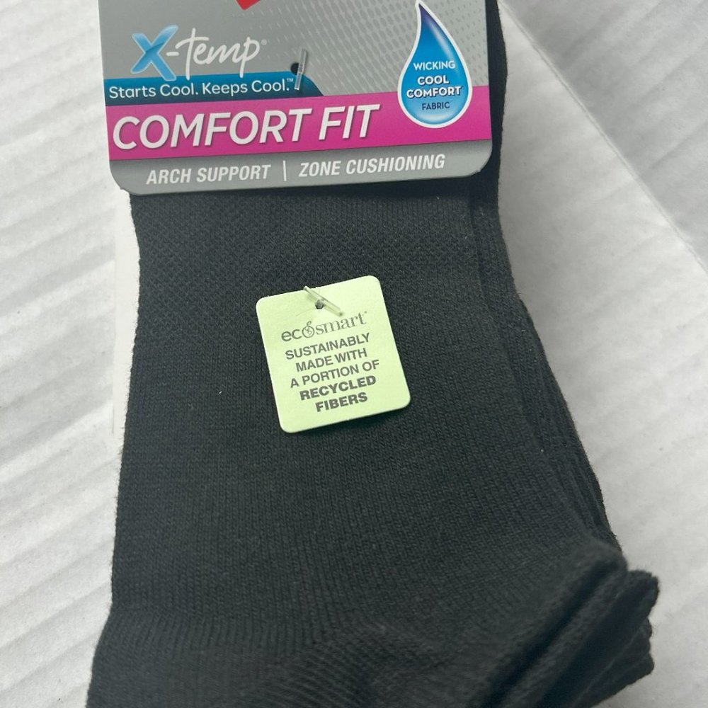 NEW 1pk - 6 Pair - Hanes Women’s No Show Socks Solid Black One Shoe Size 5-9